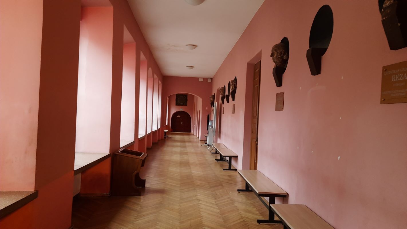 Uniwersytet Wileński wnętrze Wydziału Filologicznego