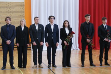 Pożegnanie absolwentów 16