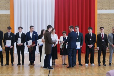 Pożegnanie absolwentów 18