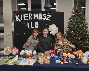 Kiermasz ozdób świątecznych 2A