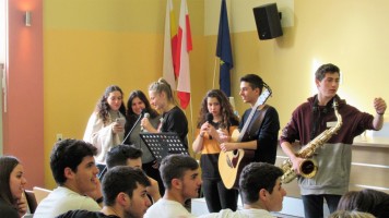 Spotkanie z Izraelczykami koncert na auli