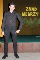 J Mróz